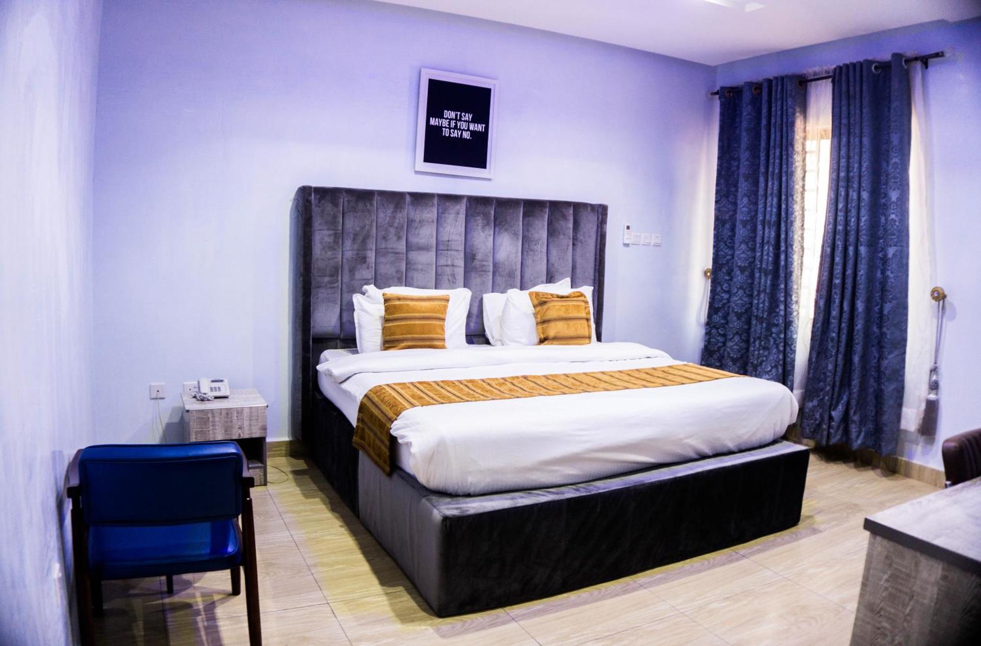 Vibes Suites Kaba エクステリア 写真