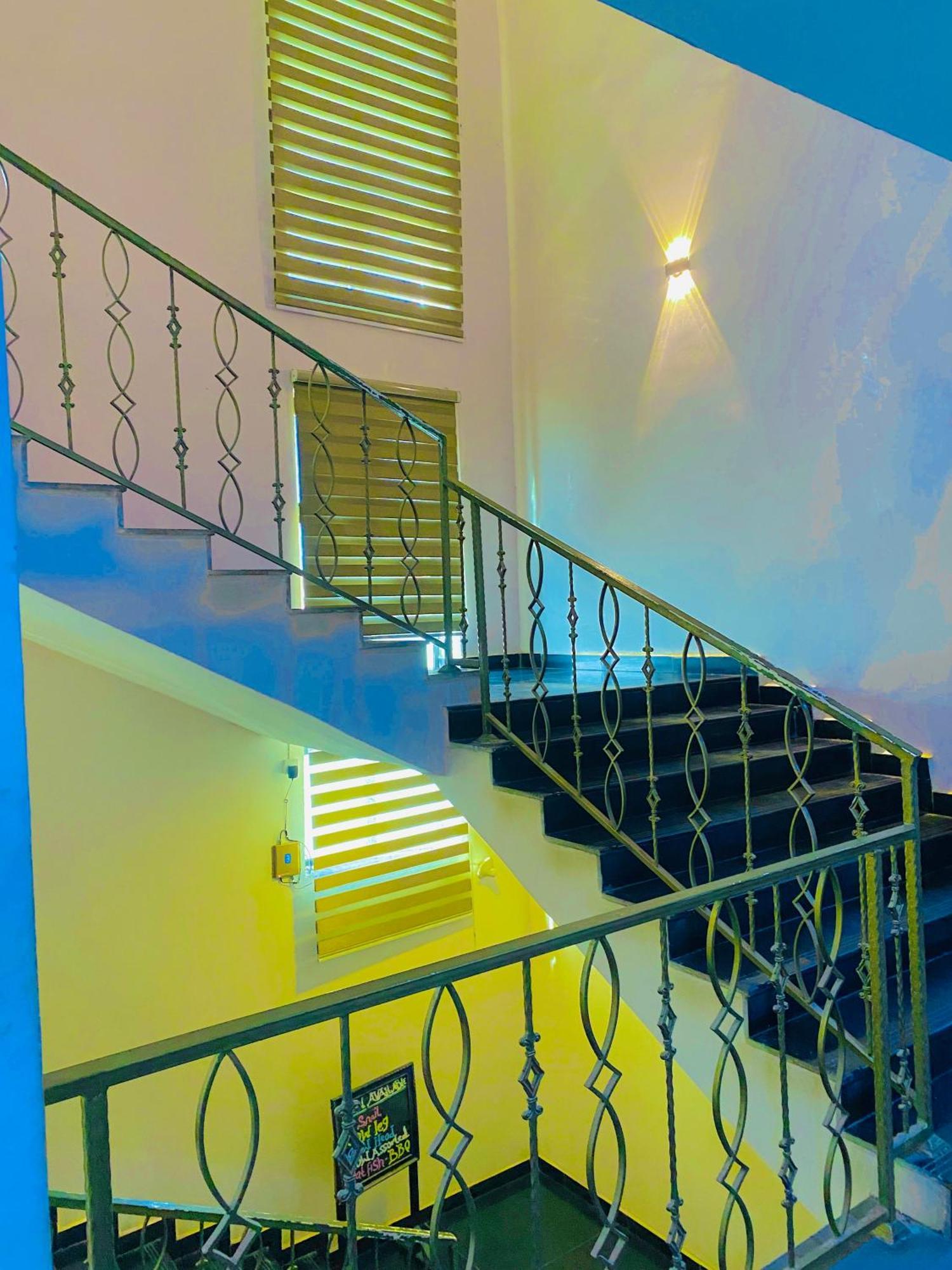 Vibes Suites Kaba エクステリア 写真
